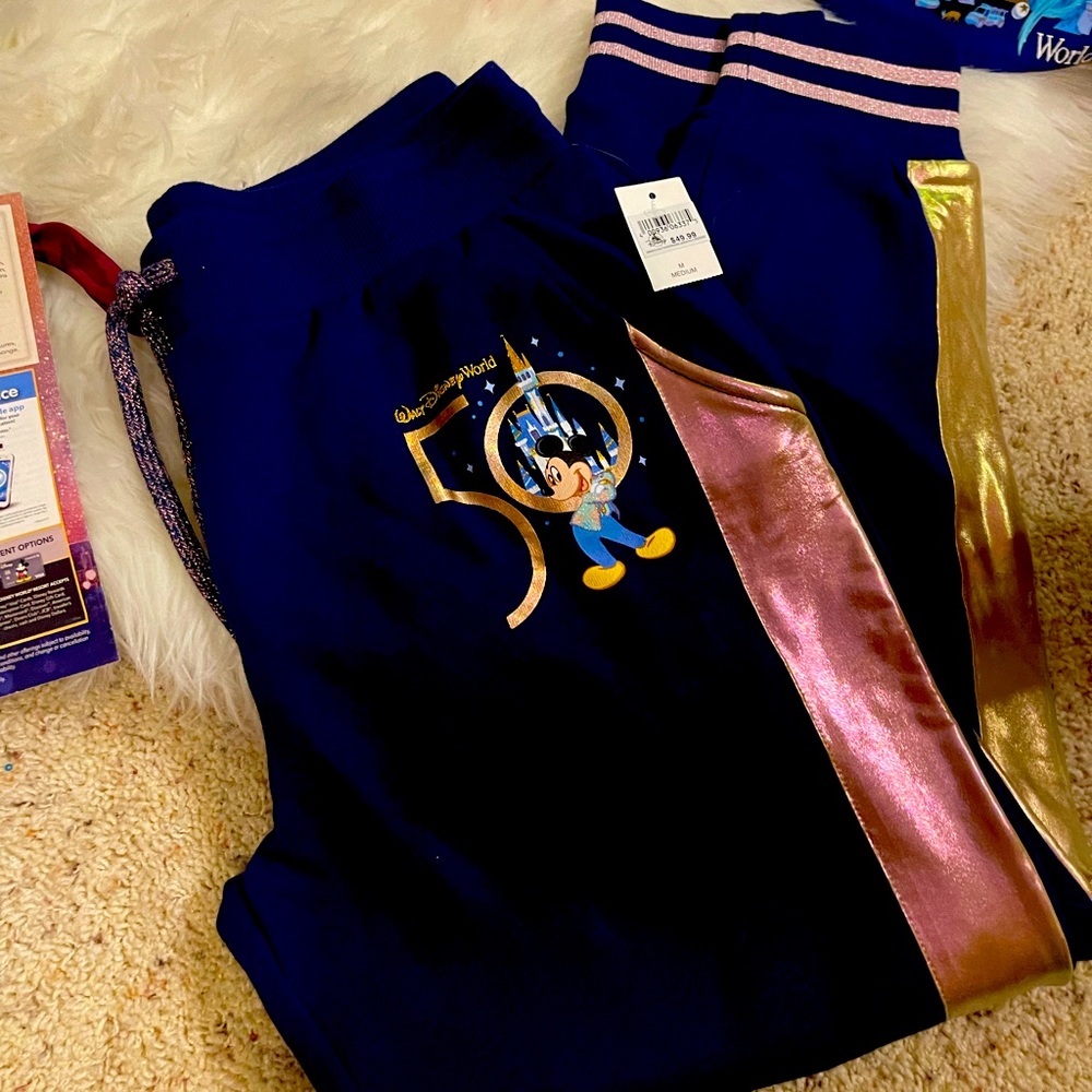 EUC WALT DISNEY WORLD 50TH ANNIVERSARY IRIDESCENT MICKEY AND CASTLE JOGGERS